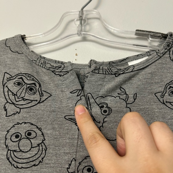 Smash & Tess x Sesame Street Character Long sleeve romper. Size 10/12 - Picture 4 of 7
